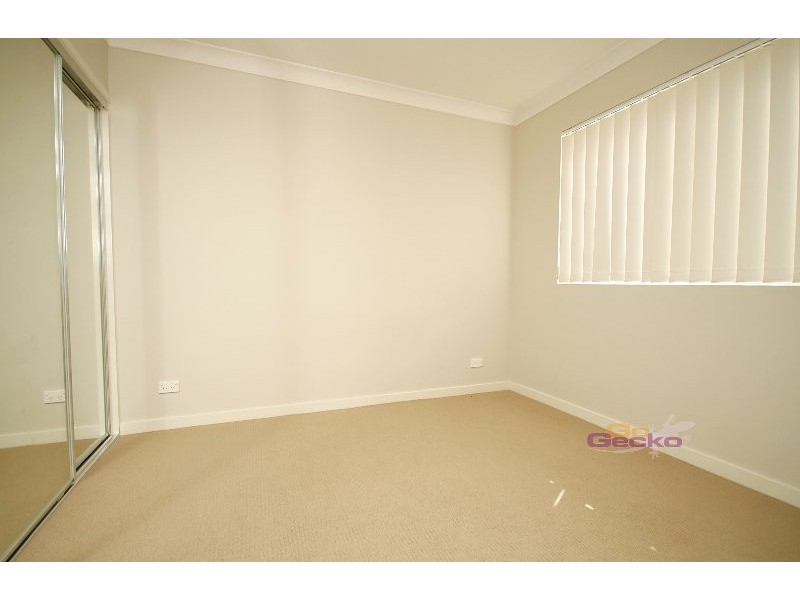 2/6 George St, Deception Bay QLD 4508