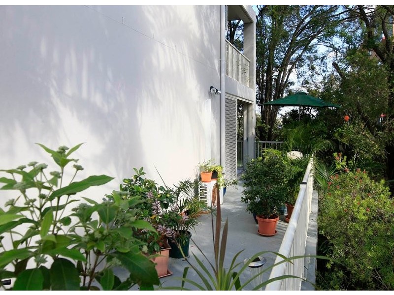 1/5 Whytecliffe Street, Albion QLD 4010