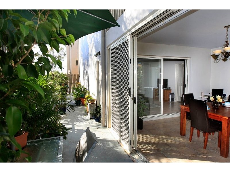1/5 Whytecliffe Street, Albion QLD 4010