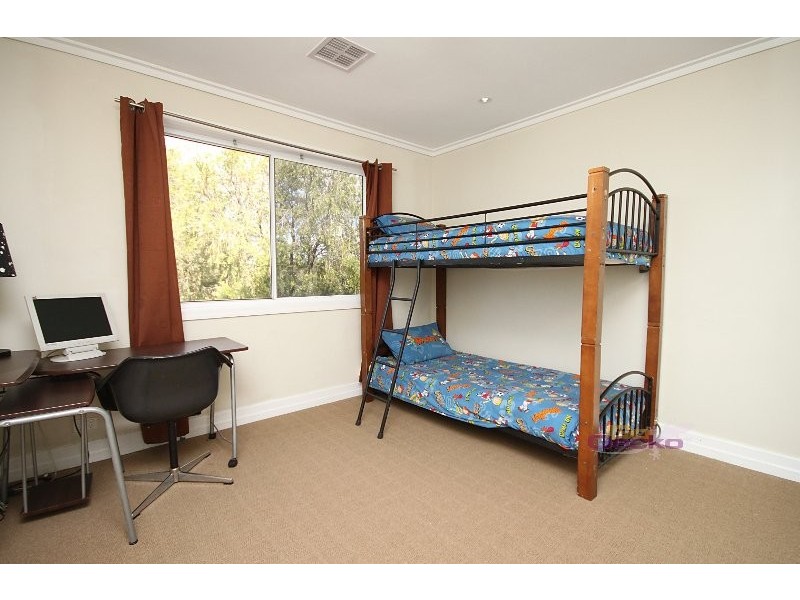 90 Cressey Street, Wavell Heights QLD 4012