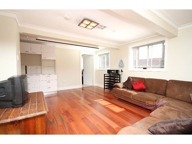 90 Cressey Street, Wavell Heights QLD 4012