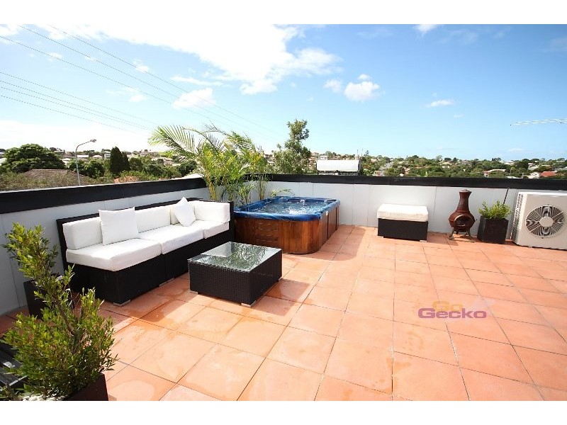 90 Cressey Street, Wavell Heights QLD 4012