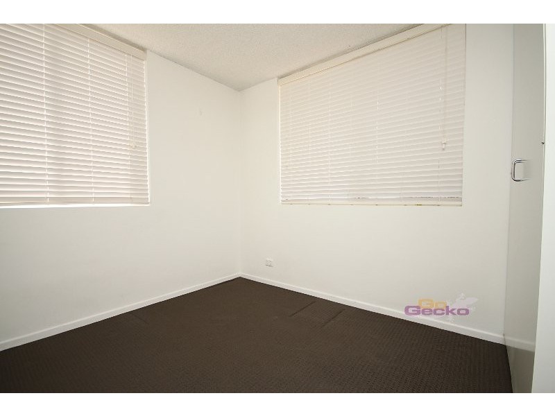 2/2 Franz Road, Clayfield QLD 4011