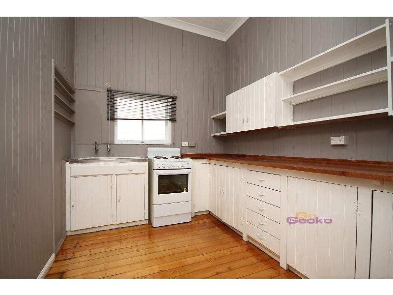 4 Murrell St, Newmarket QLD 4051