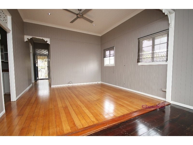 4 Murrell St, Newmarket QLD 4051