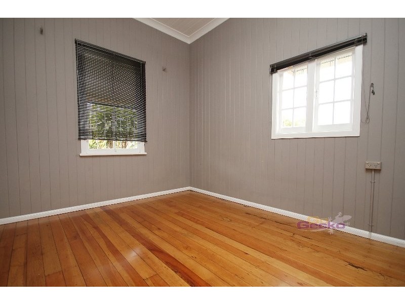 4 Murrell St, Newmarket QLD 4051