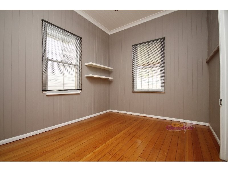 4 Murrell St, Newmarket QLD 4051