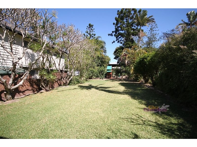 27 Wakefield St, Sandgate QLD 4017