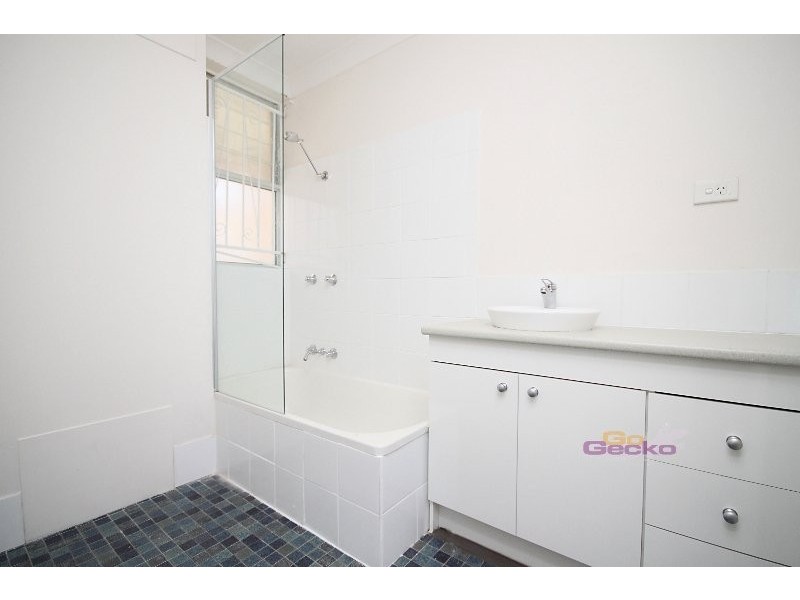 1/45 Atthow Pde, Nundah QLD 4012