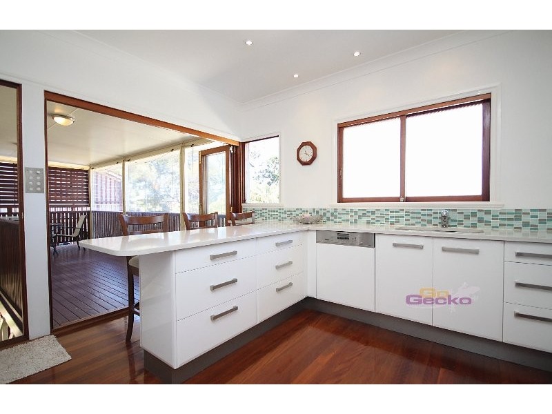 218 Rode rd, Wavell Heights QLD 4012