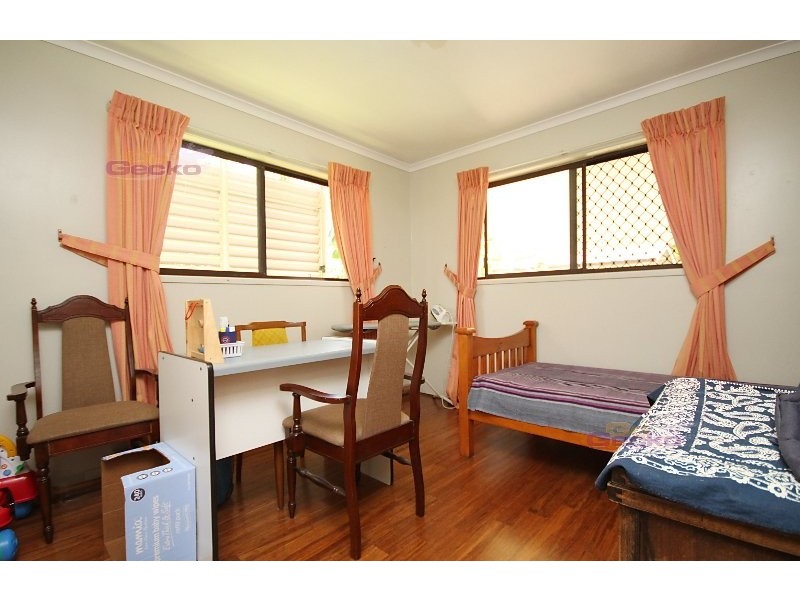 64 Rostrevor Road, Boondall QLD 4034