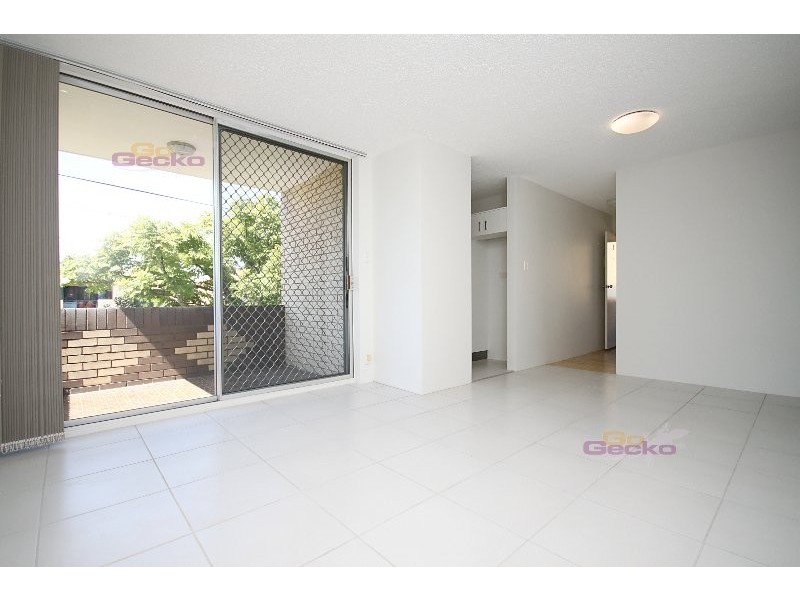 1/327 Zillmere Road, Zillmere QLD 4034