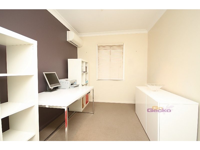 18 Goodchap St, Aspley QLD 4034