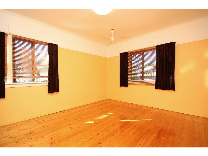 77 Beor Street, Chermside QLD 4032