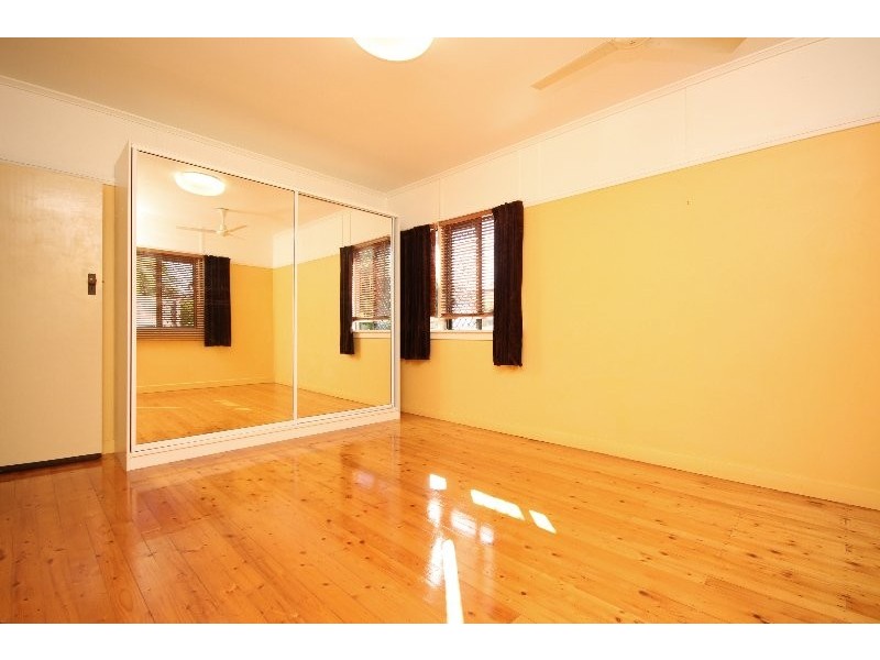 77 Beor Street, Chermside QLD 4032