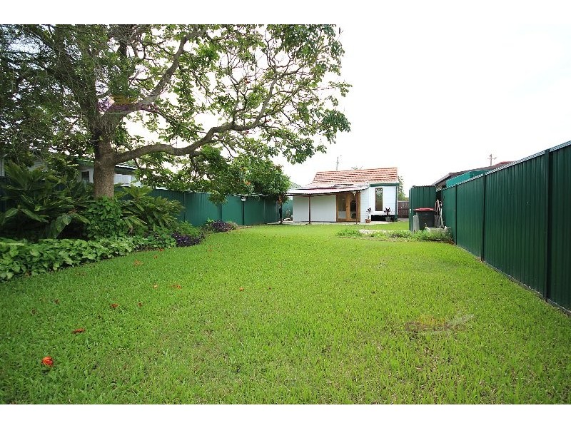 105 Braun St, Deagon QLD 4017