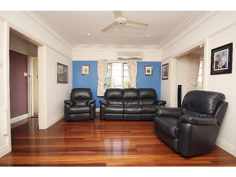 263 Rode Road, Wavell Heights QLD 4012