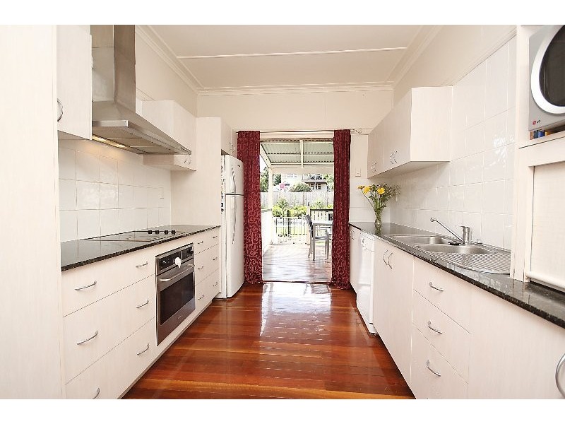 263 Rode Road, Wavell Heights QLD 4012