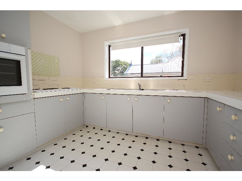 1/10 Lucinda St, Taringa QLD 4068