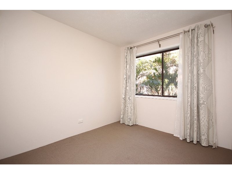 1/10 Lucinda St, Taringa QLD 4068