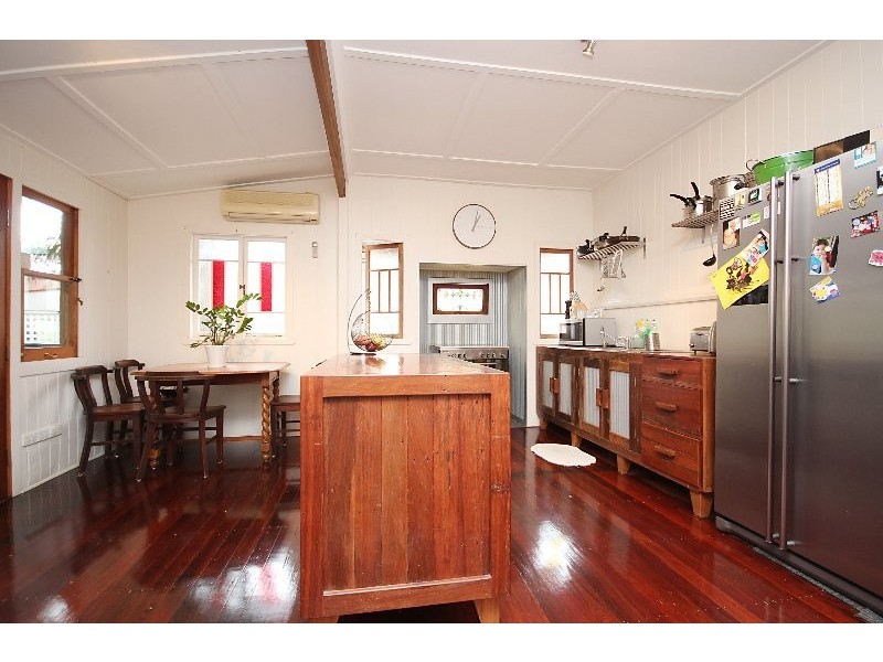 30 Castle Street, Kedron QLD 4031