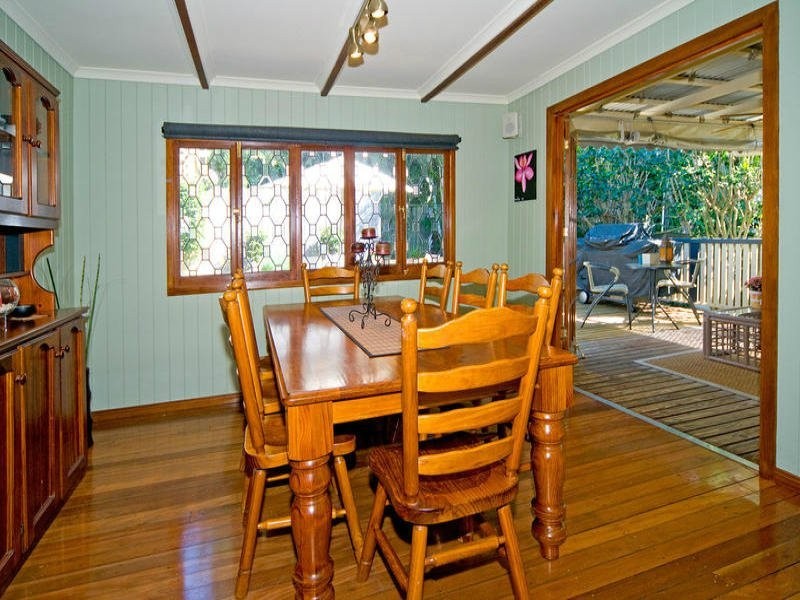 268 Bennetts Road, Norman Park QLD 4170