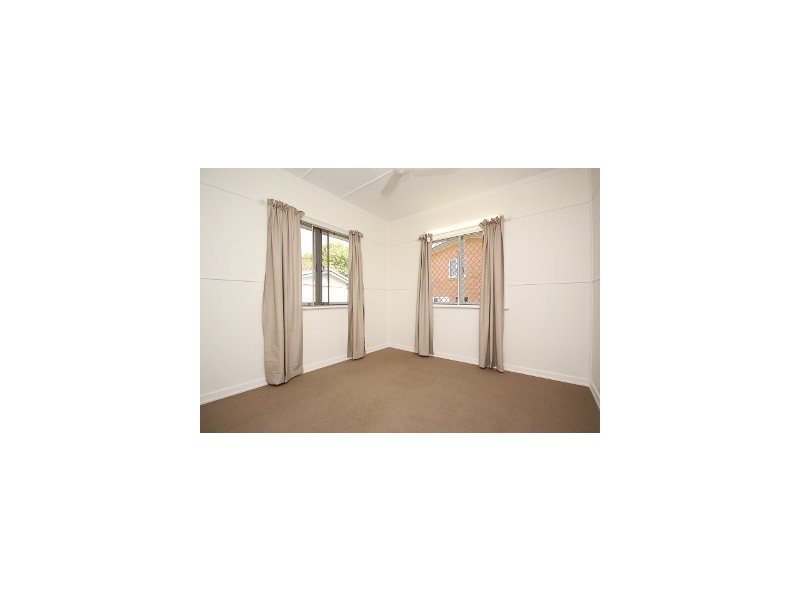 245 Lyndhurst Rd, Boondall QLD 4034