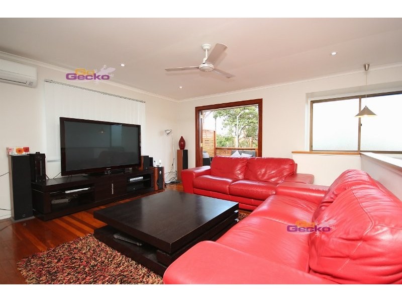 28 Glenore Street, Mitchelton QLD 4053