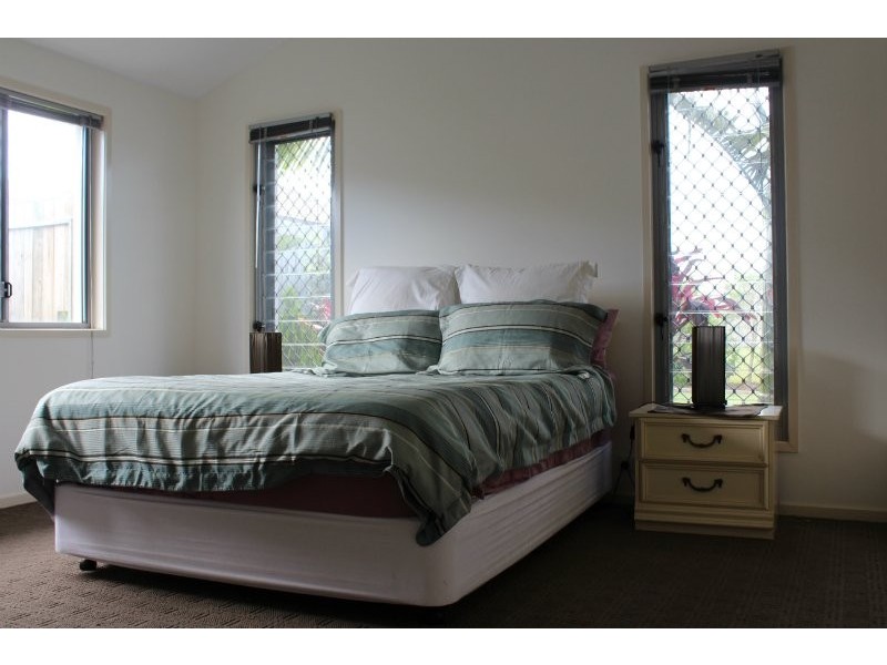 16 Azahar Street, Carseldine QLD 4034