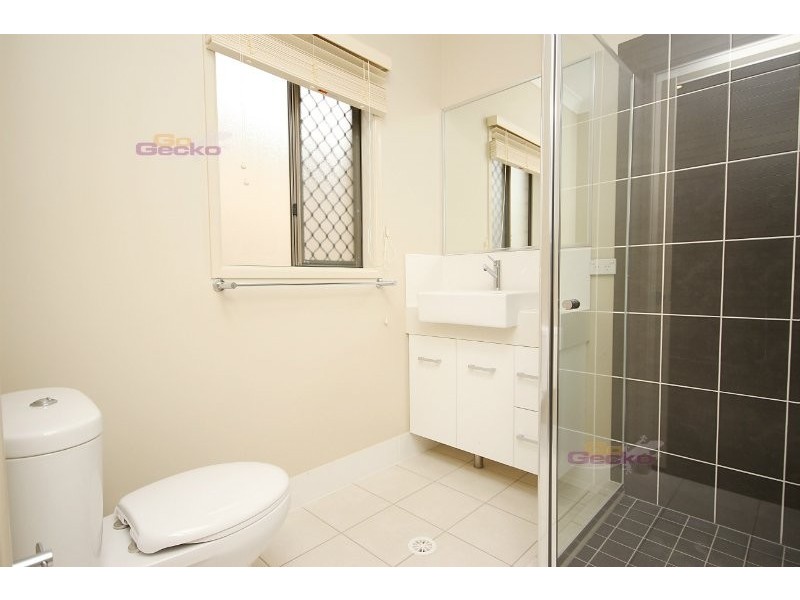 9 Station Avenue, Northgate QLD 4013