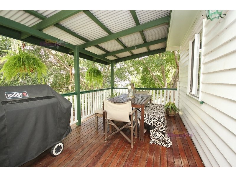 3 Cecil Road, Bardon QLD 4065