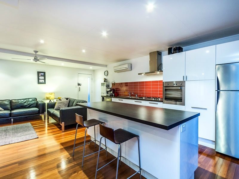 6 St Helens Road, Mitchelton QLD 4053