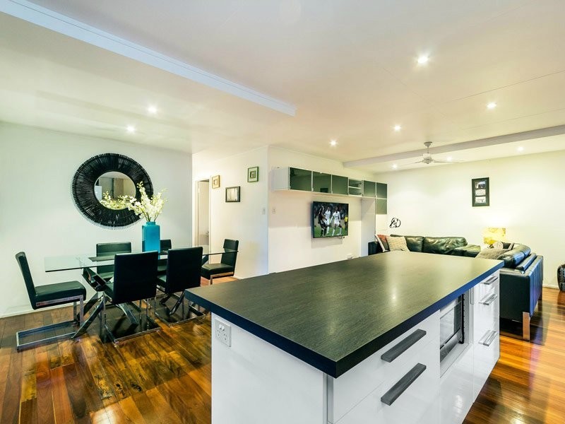 6 St Helens Road, Mitchelton QLD 4053