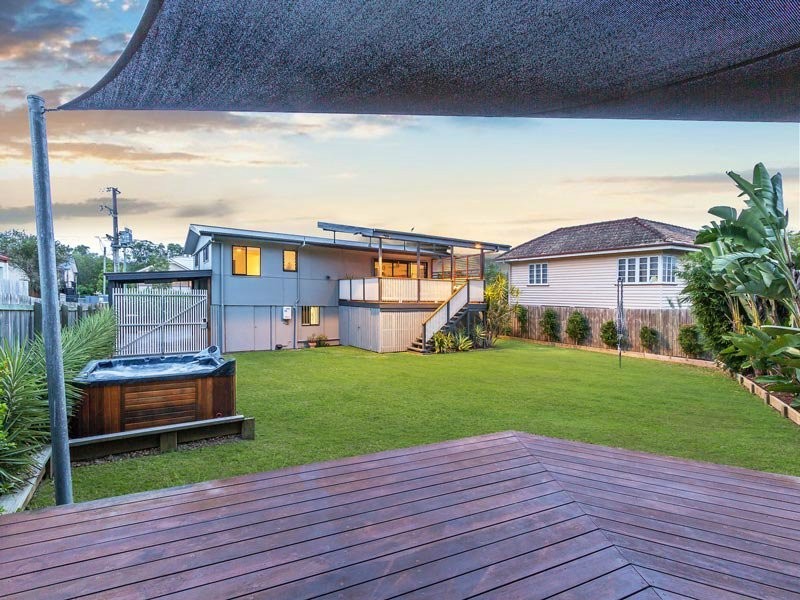 6 St Helens Road, Mitchelton QLD 4053