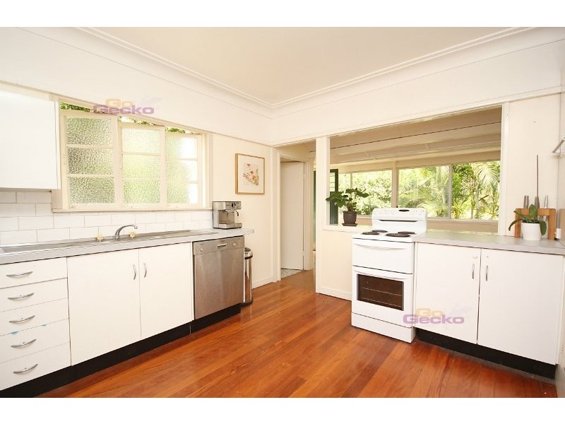 3 Cecil Road, Bardon QLD 4065