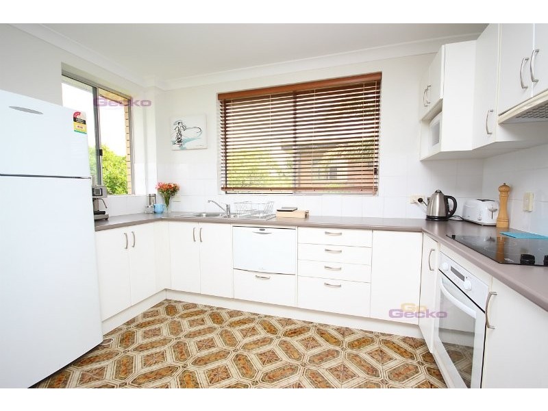 6/21 Macaulay Street, Coorparoo QLD 4151