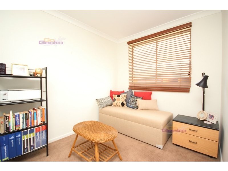 6/21 Macaulay Street, Coorparoo QLD 4151