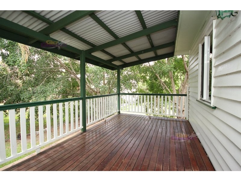 3 Cecil Road, Bardon QLD 4065