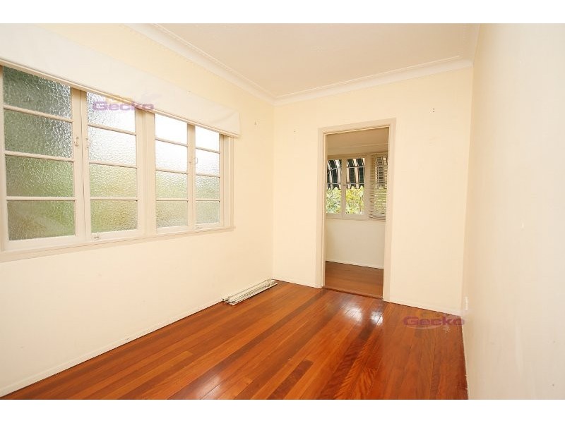 3 Cecil Road, Bardon QLD 4065