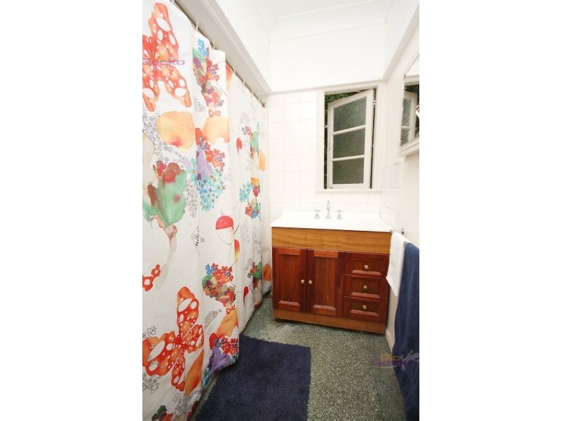 3 Cecil Road, Bardon QLD 4065