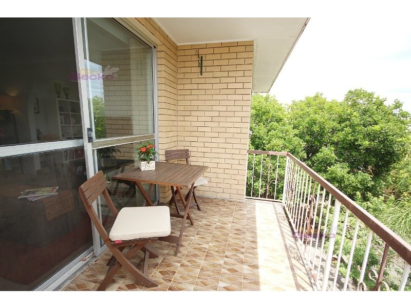 6/21 Macaulay Street, Coorparoo QLD 4151