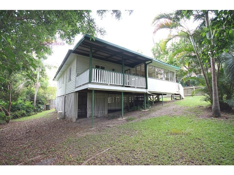 3 Cecil Road, Bardon QLD 4065