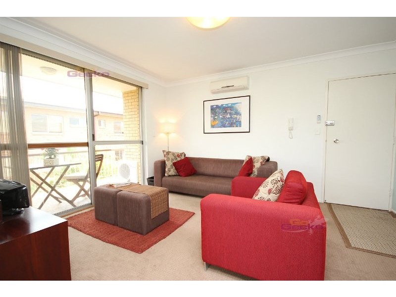 6/21 Macaulay Street, Coorparoo QLD 4151