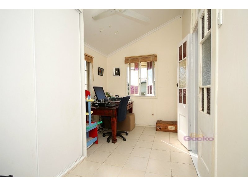 15 Parker Avenue, Northgate QLD 4013