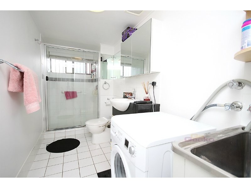 2/30 Whish Street, Windsor QLD 4030