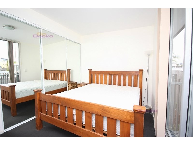 307/28 Masters Street, Newstead QLD 4006