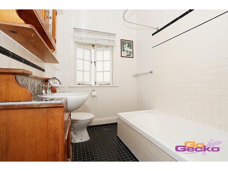 290A Ferguson Road, Seven Hills QLD 4170