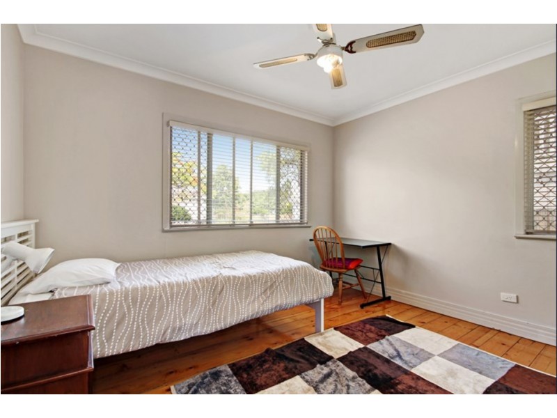 45 McGahan Street, Carina Heights QLD 4152