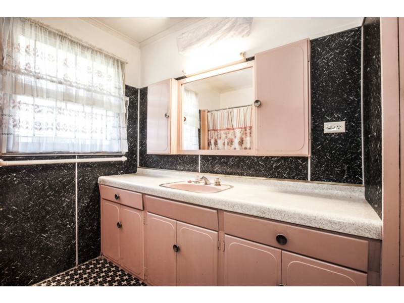 1524 Creek Road, Carina QLD 4152