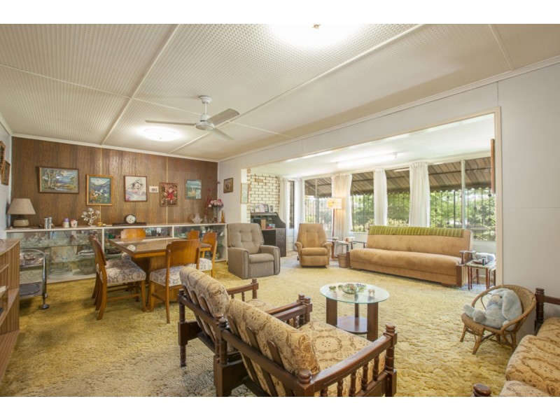 1524 Creek Road, Carina QLD 4152